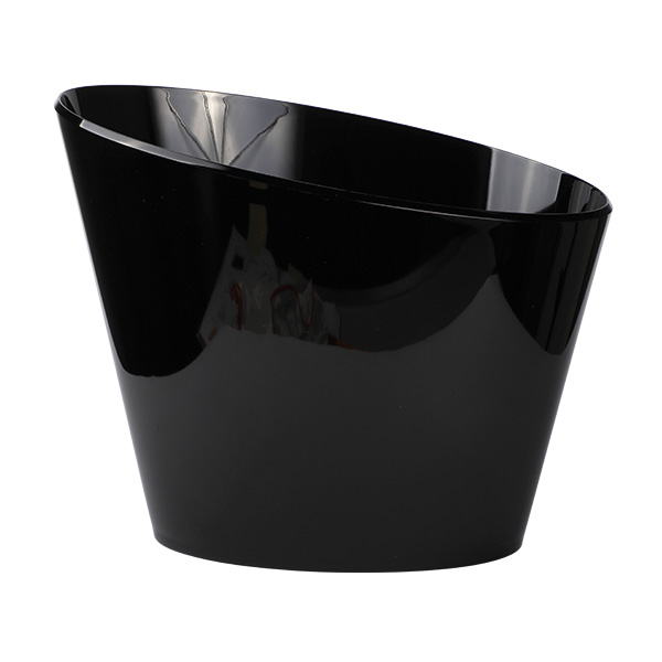 Oval Bucket, acrilic black
